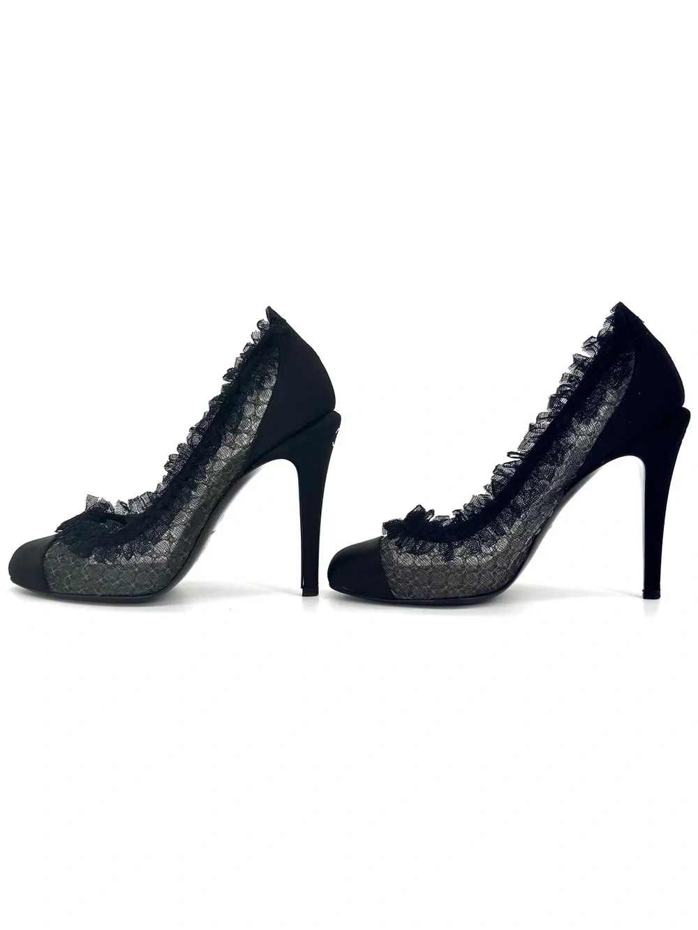 Chanel 2012 Lagerfeld CC Logo Black Ruffle Cap Toe Pumps 37.5